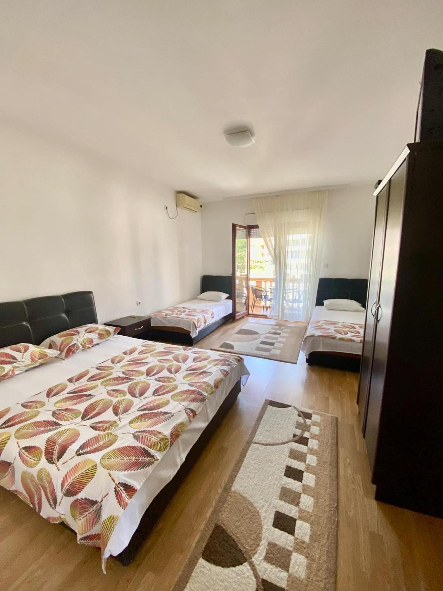 אולסינץ' Dragovoja Lux Apartments & Rooms מראה חיצוני תמונה