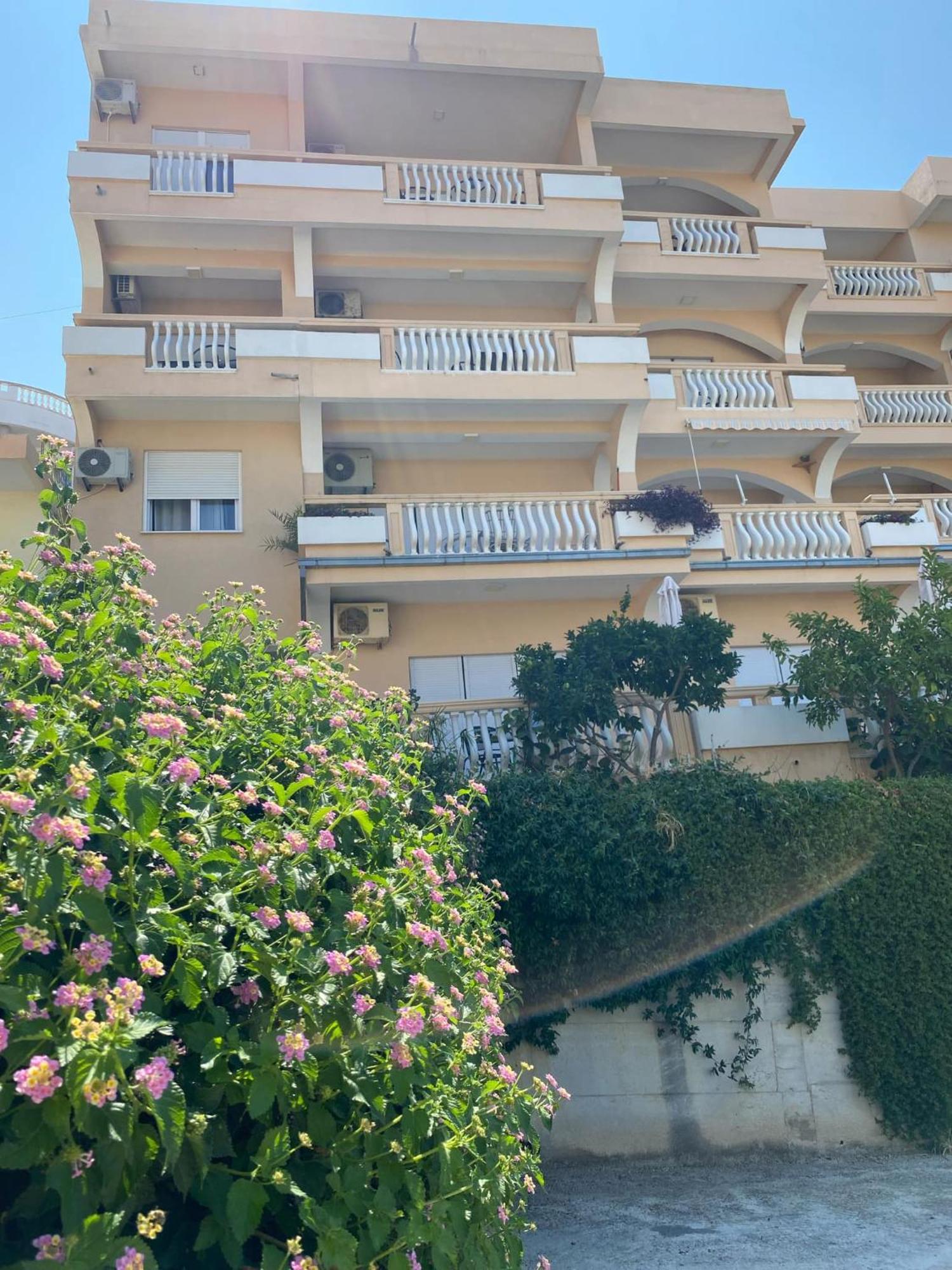 אולסינץ' Dragovoja Lux Apartments & Rooms מראה חיצוני תמונה