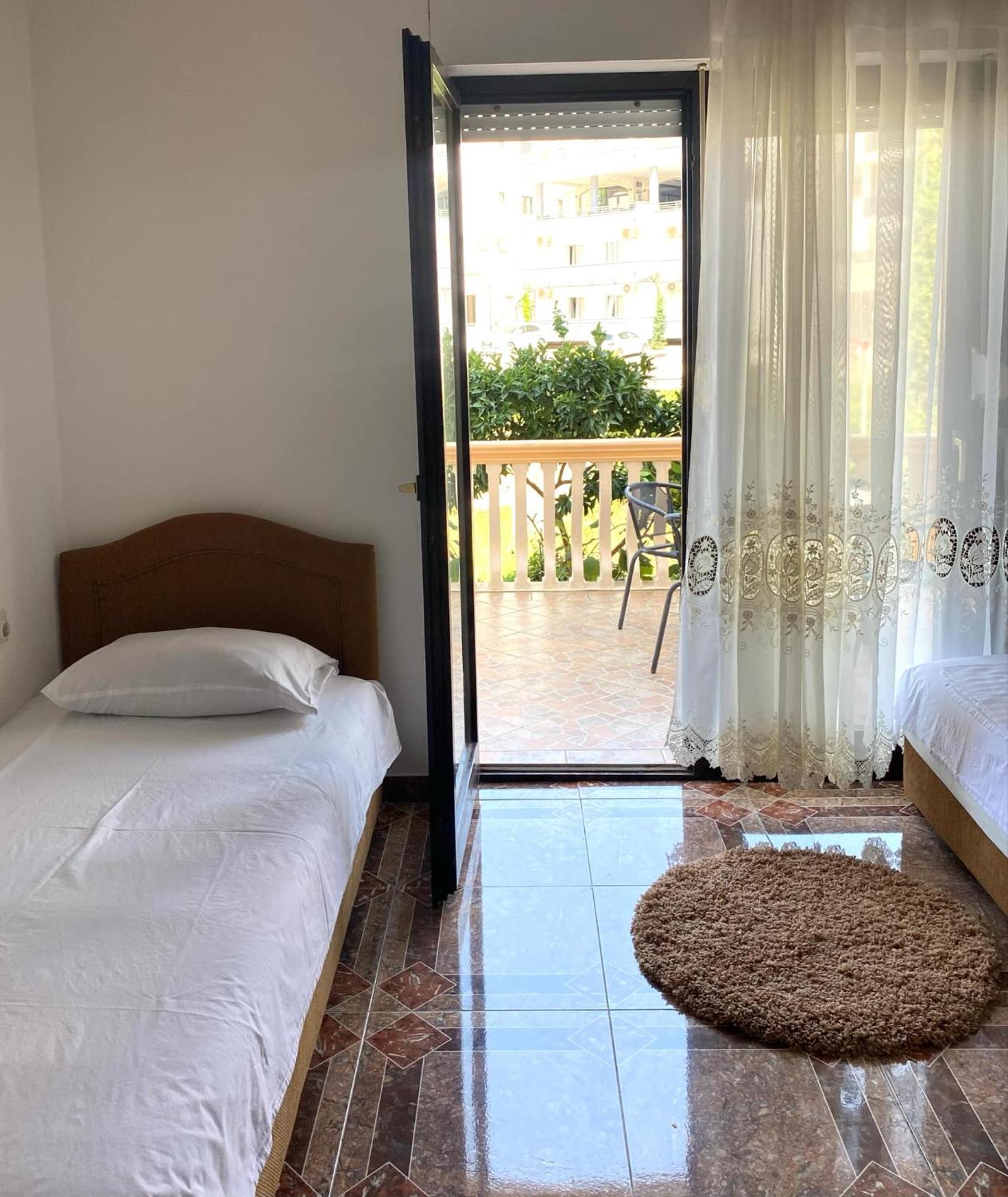 אולסינץ' Dragovoja Lux Apartments & Rooms מראה חיצוני תמונה