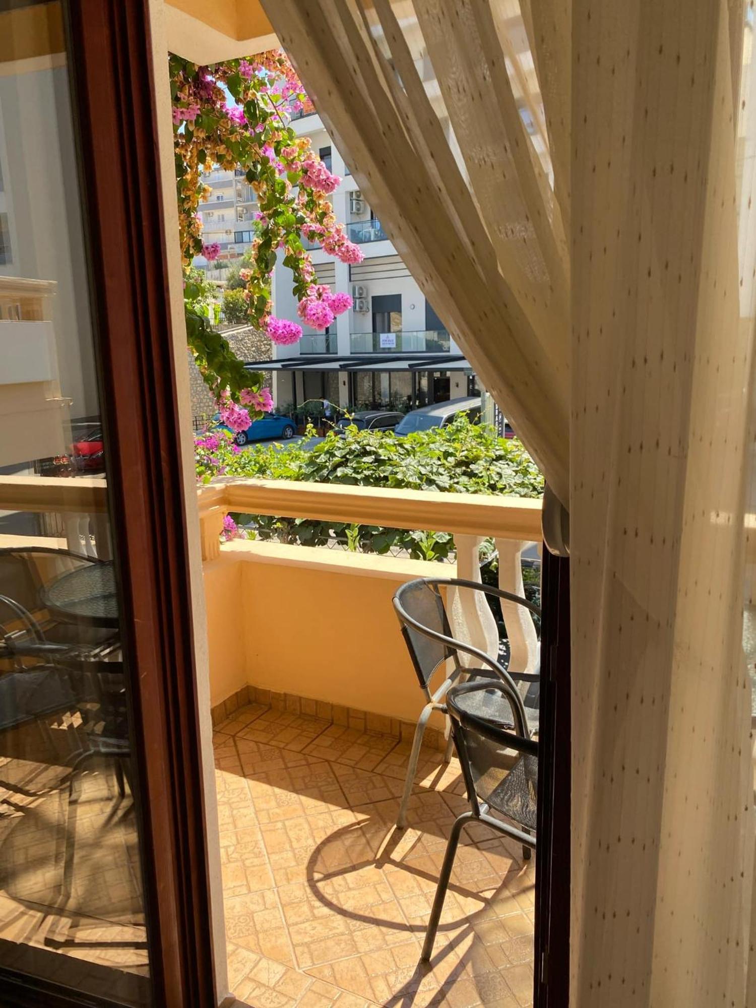 אולסינץ' Dragovoja Lux Apartments & Rooms מראה חיצוני תמונה